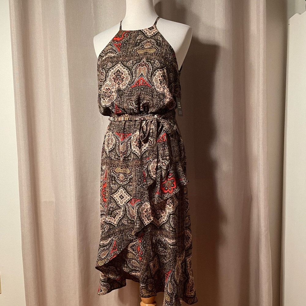 New🤎”Express” Pretty Print/Ruffle Dress